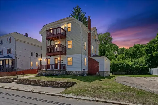 428 9th Avenue, Woonsocket, RI 02895