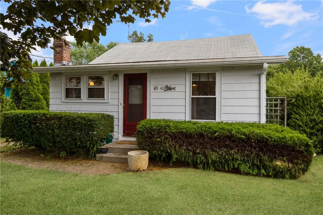 65 King Phillip Street, Portsmouth, RI 02871 - #1