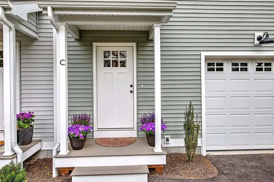 1485 Lonsdale Avenue #C, Lincoln, RI 02865 - #2