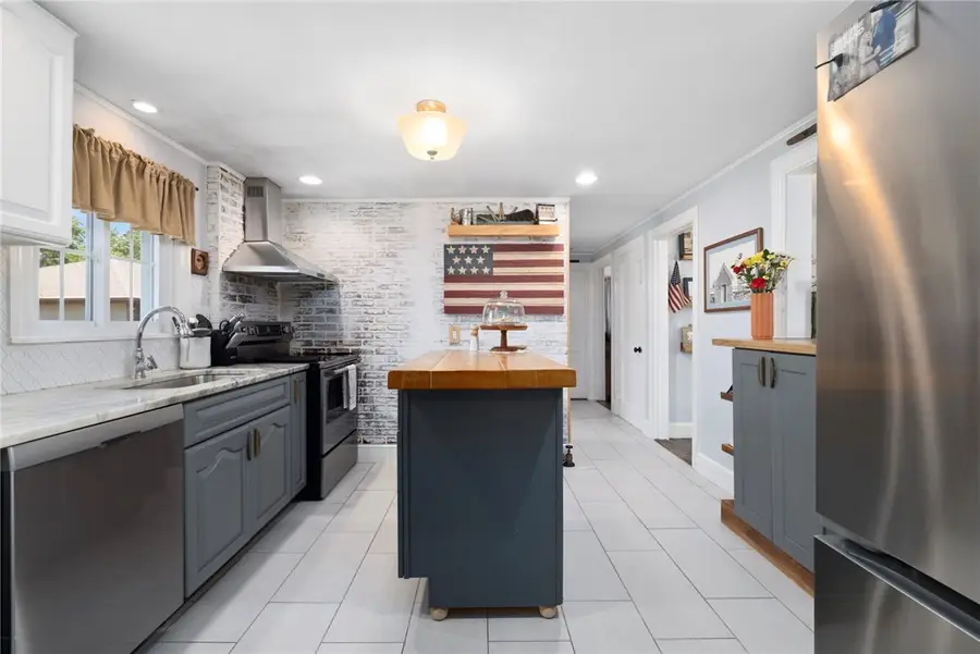247 Whitford Avenue, Providence, RI 02908 - #2