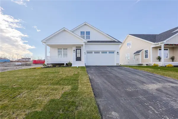 20 Bunker Hill Crossing, Portsmouth, RI 02871