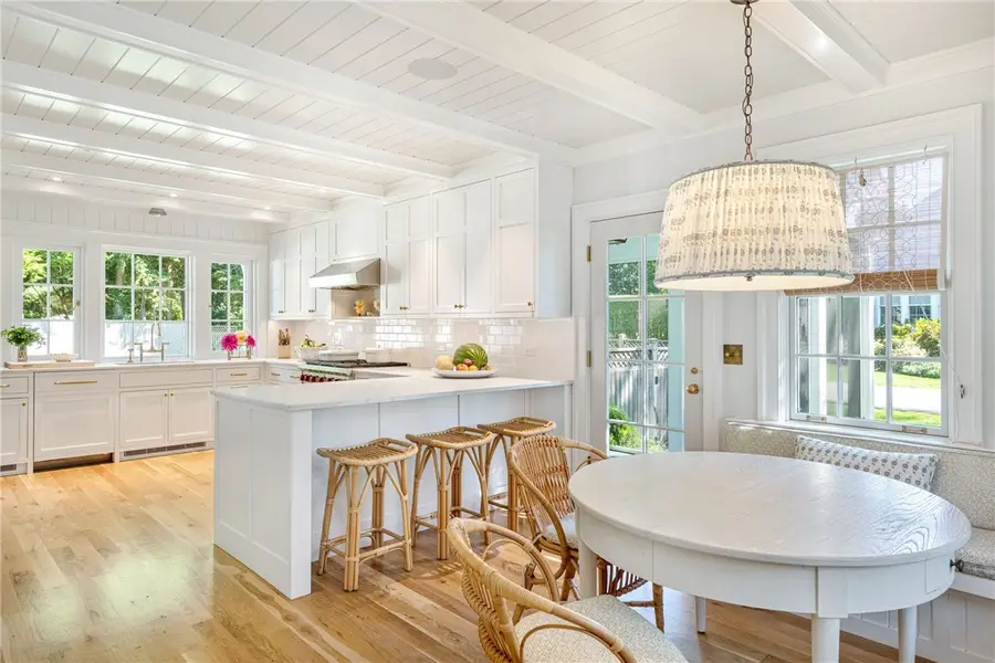 11 Chachapacasset Road, Barrington, RI 02806 - #3