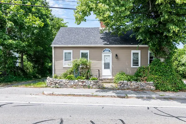 661 Washington Street, Coventry, RI 02816