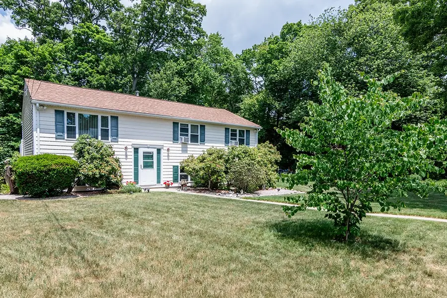 5 Lions Drive, Coventry, RI 02816 - #2
