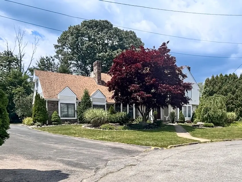 18 Ann Court, Cranston, RI 02921 - #2