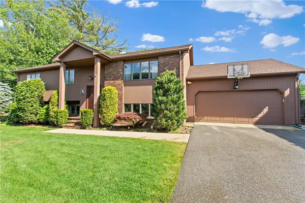 1164 Scituate Avenue, Cranston, RI 02921