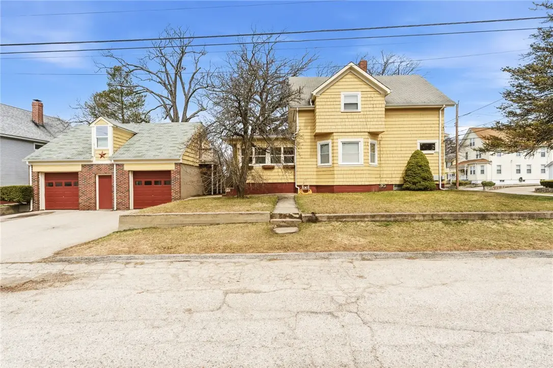 211 Woodbine Street, Cranston, RI 02910 - #1