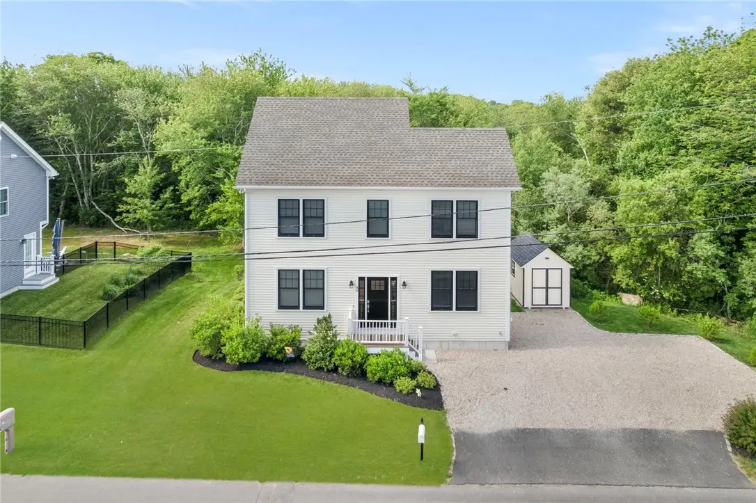 40 Lakeworth Avenue, Narragansett, RI 02882 - #1