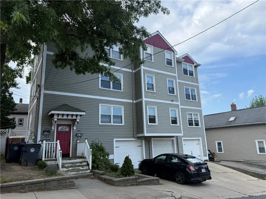 101 Grand View Street #3, Providence, RI 02906 - #2