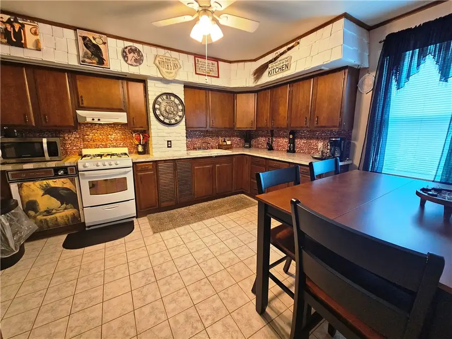 55 Lexington Avenue, North Providence, RI 02904 - #3