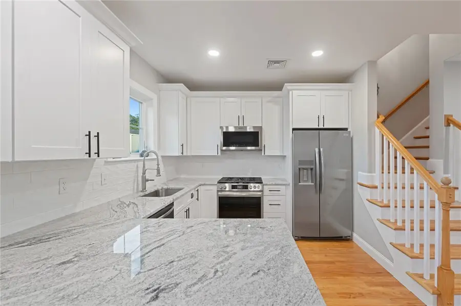 1 Old County Village Way #E, Smithfield, RI 02917 - #3