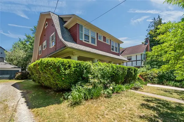11 Grotto Avenue, Providence, RI 02906