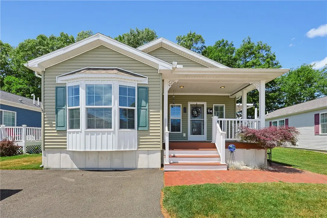 65 Lark Lane, Tiverton, RI 02878 - #1