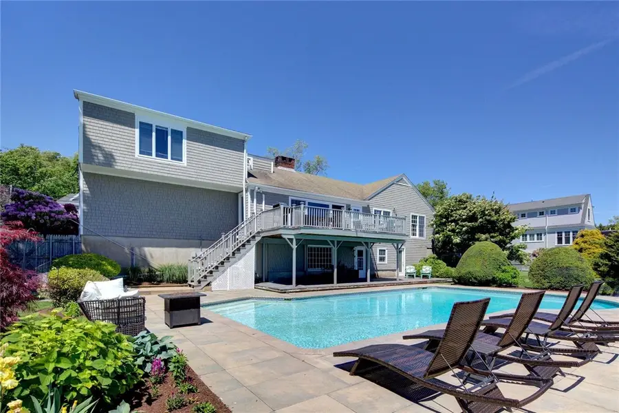 172 Eustis Avenue, Newport, RI 02840 - #2
