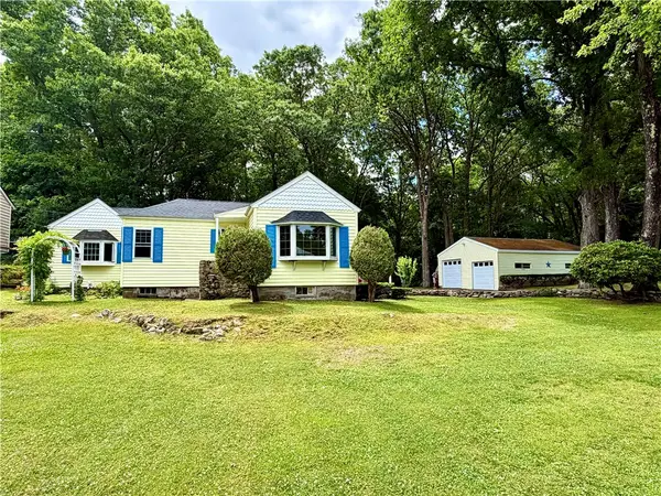 328 Rhodes Avenue, Woonsocket, RI 02895