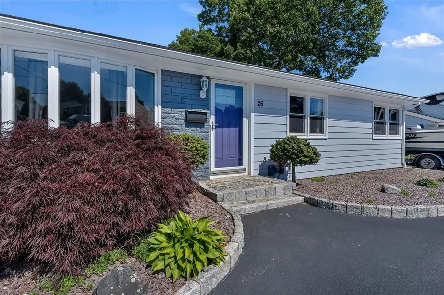 26 Bernard Street, Cranston, RI 02920 - #3
