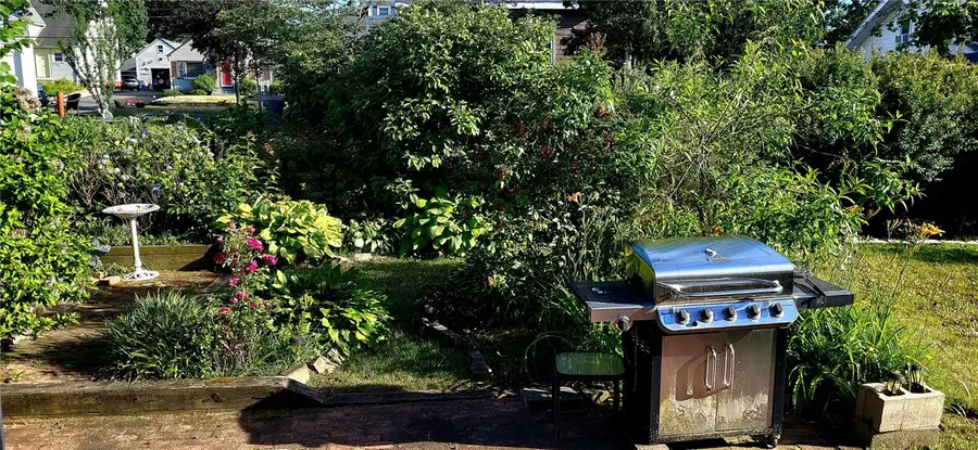 146 Lexington Avenue, Cranston, RI 02910 - #3