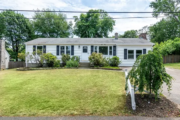158 Lewiston Street, Warwick, RI 02889