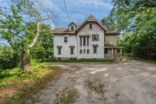 22 Main Street, Scituate, RI 02831