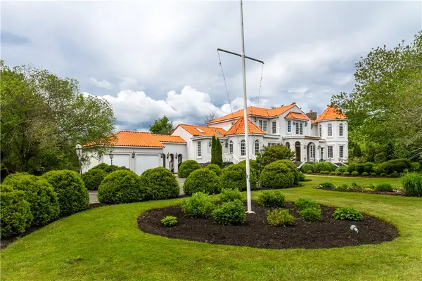 10 Ridge Road, Newport, RI 02840