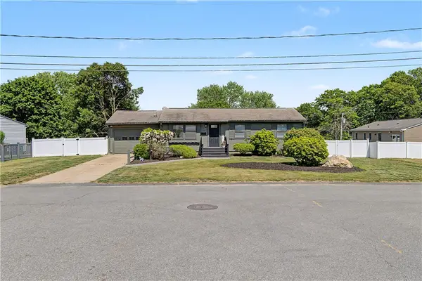 162 Larchmont Road, Warwick, RI 02886