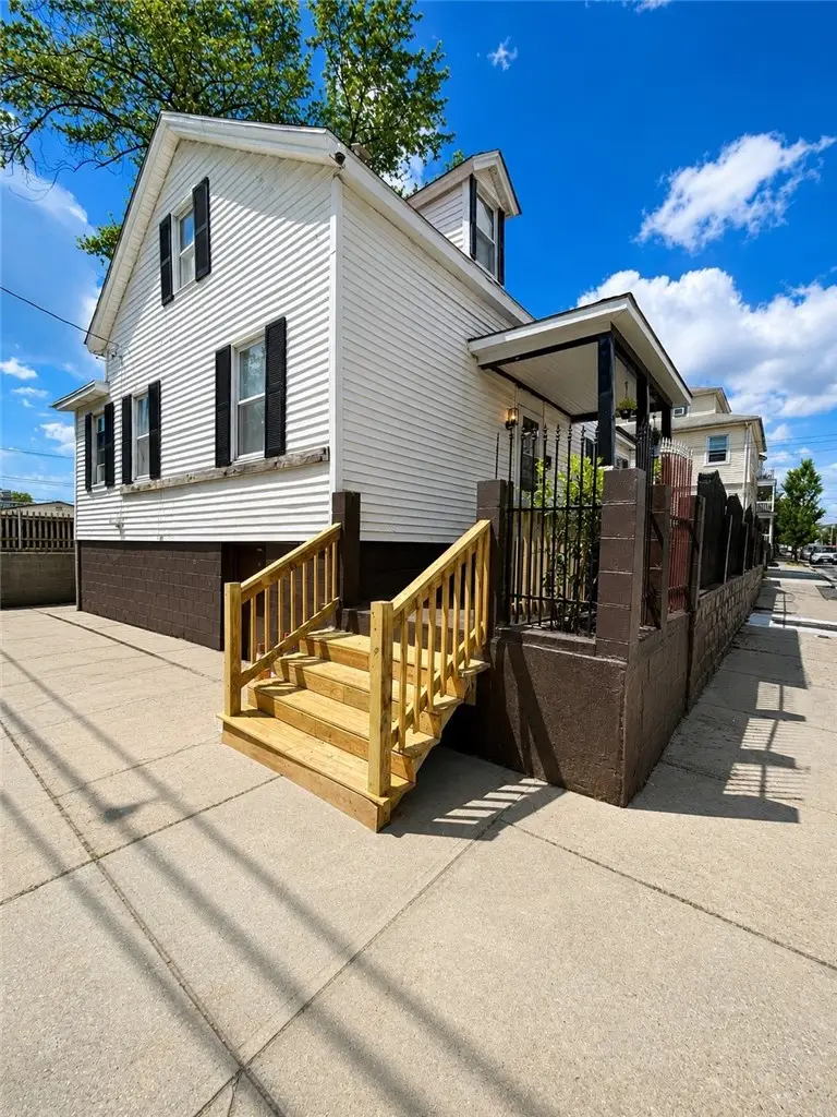 166 Gallup Street, Providence, RI 02908 - #2