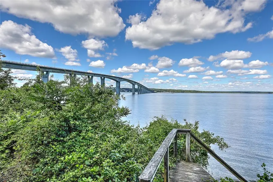 129 Seaside Drive, Jamestown, RI 02835 - #3
