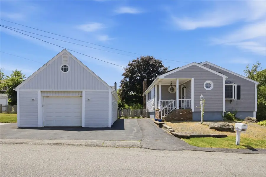 201 Randolph Avenue, Tiverton, RI 02878 - #3