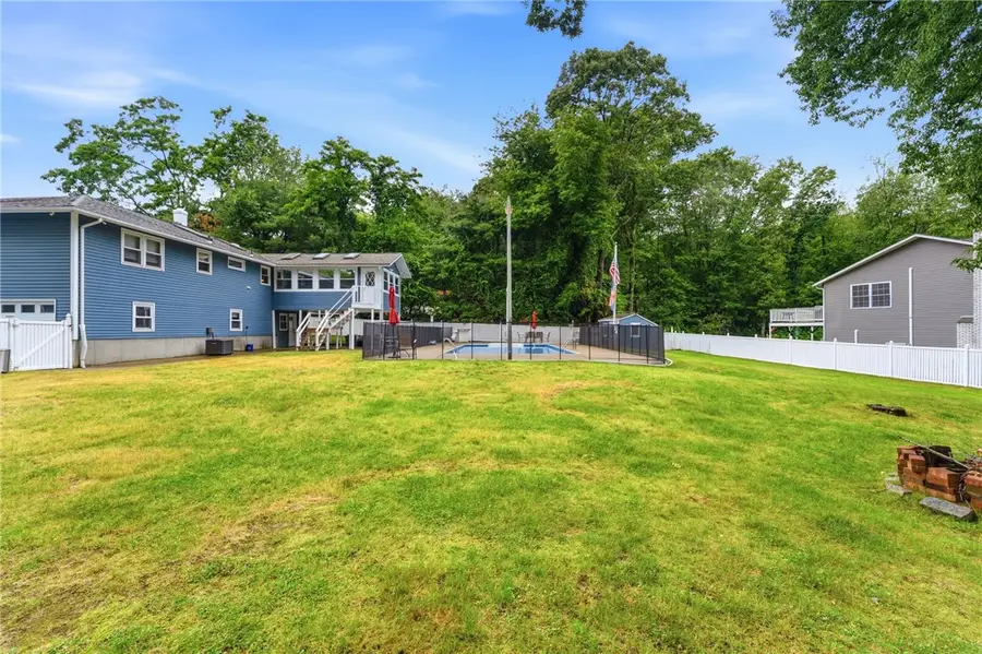 5 Collingwood Drive, Cranston, RI 02921 - #3