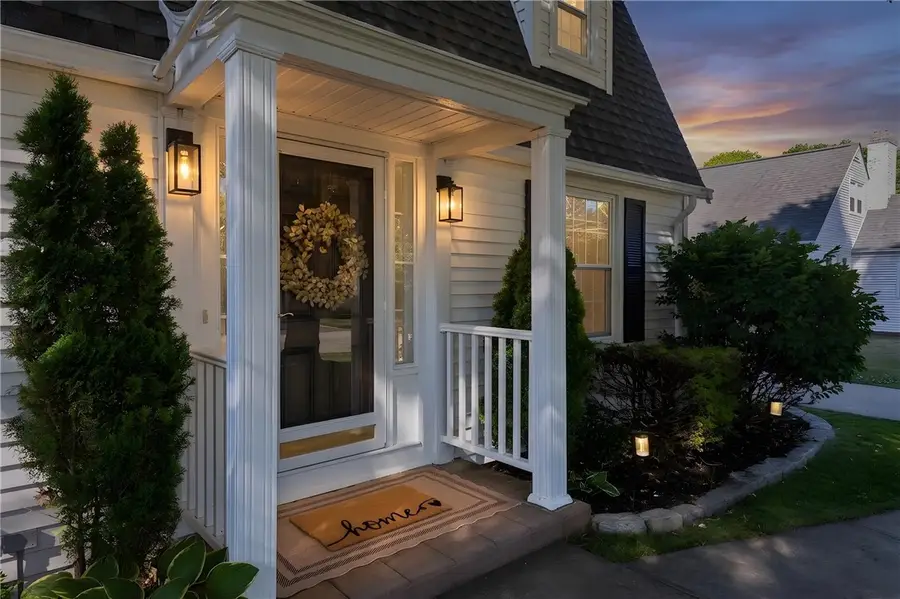 225 Greenwood Avenue, Warwick, RI 02886 - #3