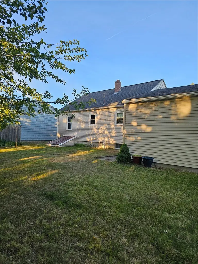 27 Clifton Avenue, Coventry, RI 02816 - #2