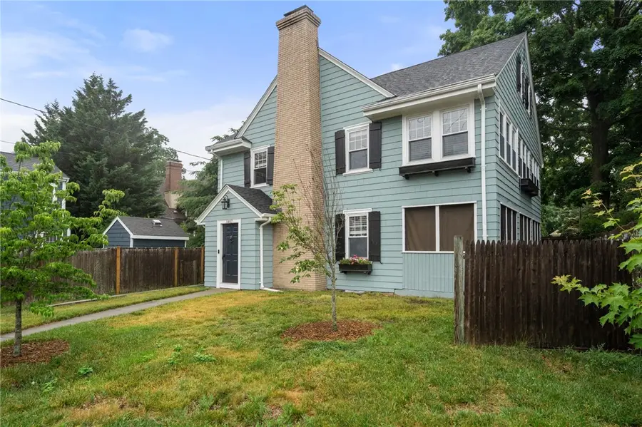 1467 Pawtucket Avenue, Rumford, RI 02916 - #2
