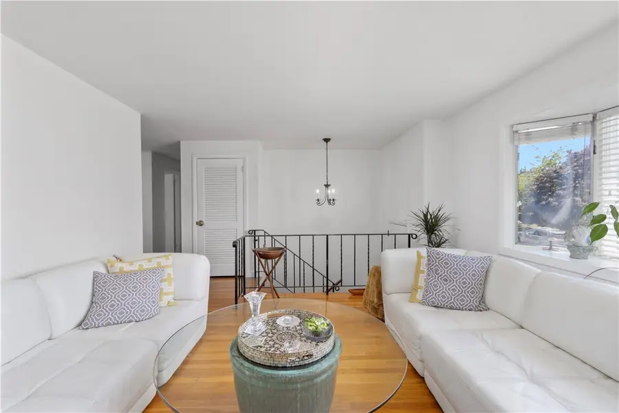 141 Redwood Road, Portsmouth, RI 02871 - #3