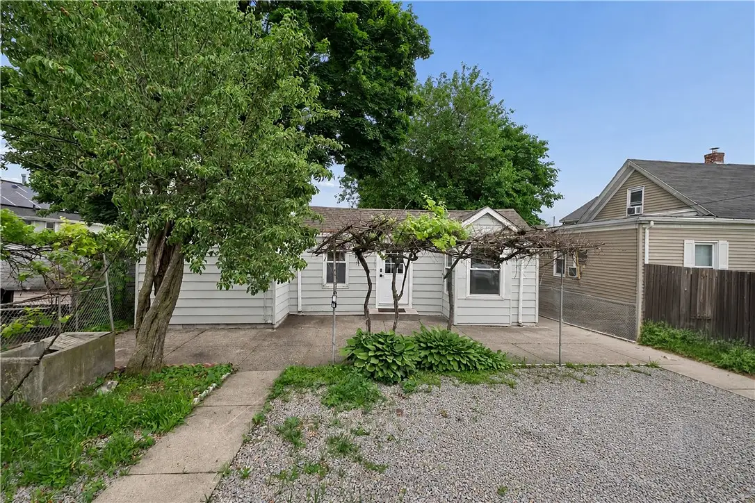 370 Pleasant Street, Pawtucket, RI 02860 - #1