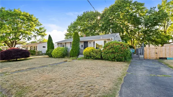 59 Liverpool Street, Warwick, RI 02886