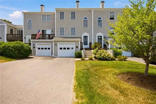 424 North Lane, Bristol, RI 02809