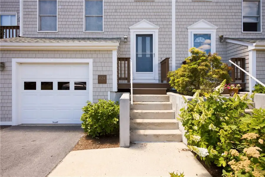 424 North Lane, Bristol, RI 02809 - #2