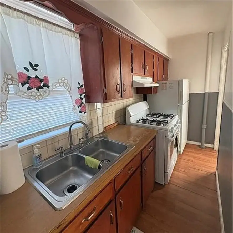 46 Humboldt Avenue, Pawtucket, RI 02860 - #2