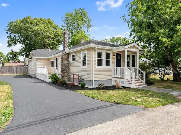 210 Promenade Street, Barrington, RI 02806