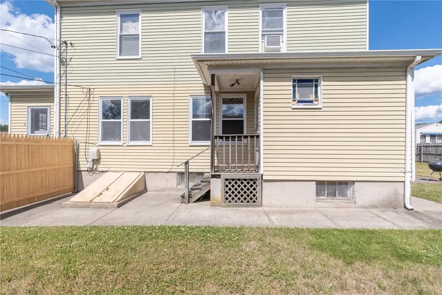 8 Short Street, Cumberland, RI 02864 - #2