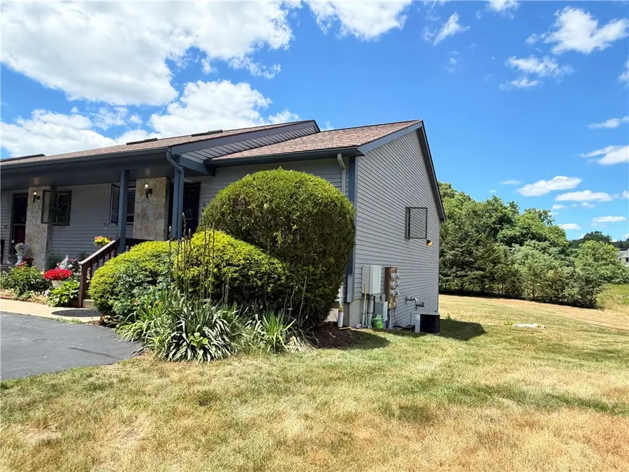 30 Acorn Court #G6, South Kingstown, RI 02879 - #2