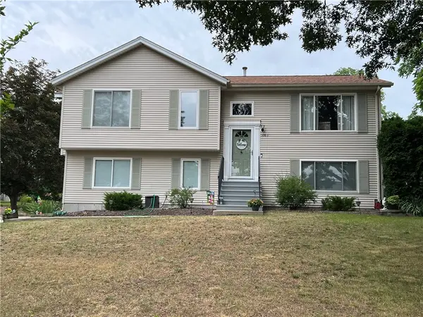 1089 Greenwich Avenue, Warwick, RI 02886