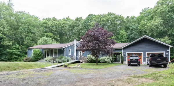 11 Paris Irons Road, Glocester, RI 02857