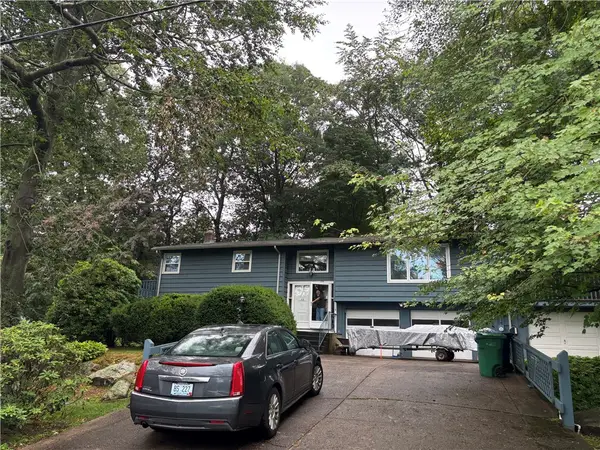 58 Rip Van Winkle Circle, Warwick, RI 02886