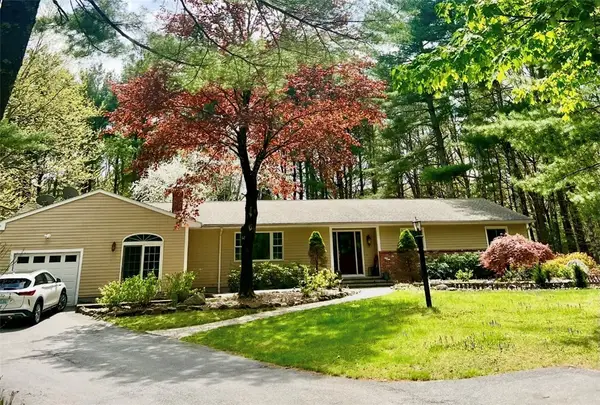 3720 Division Road, East Greenwich, RI 02818