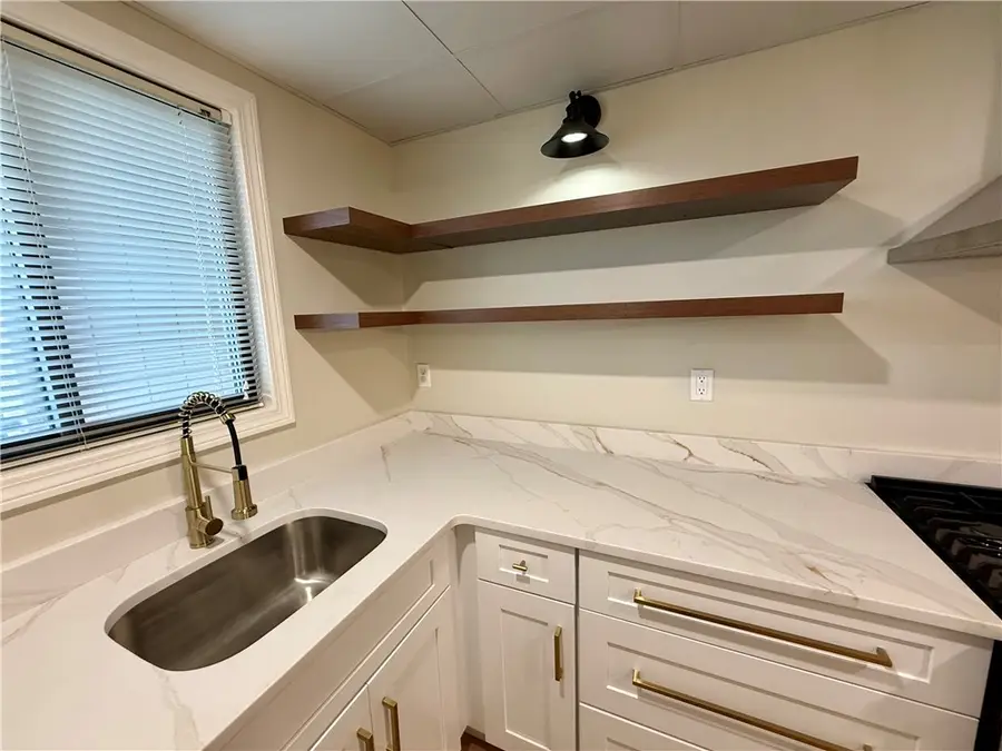 650 East Greenwich Avenue #302, West Warwick, RI 02893 - #3