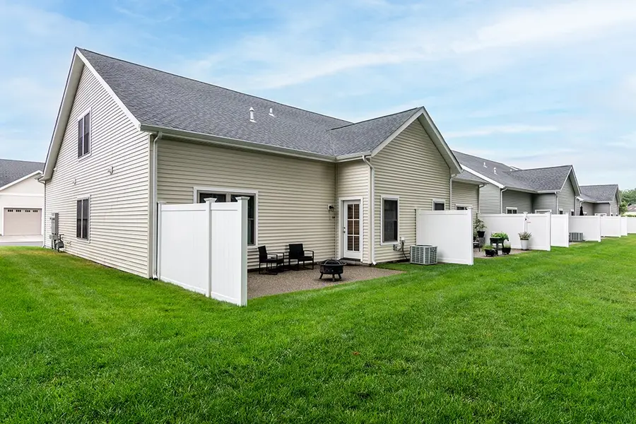 73 West Valley Circle, West Warwick, RI 02893 - #2