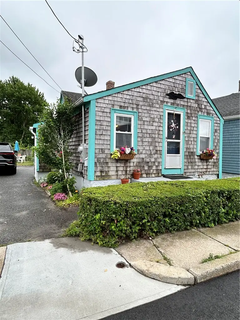 302 State Street, Bristol, RI 02809 - #3