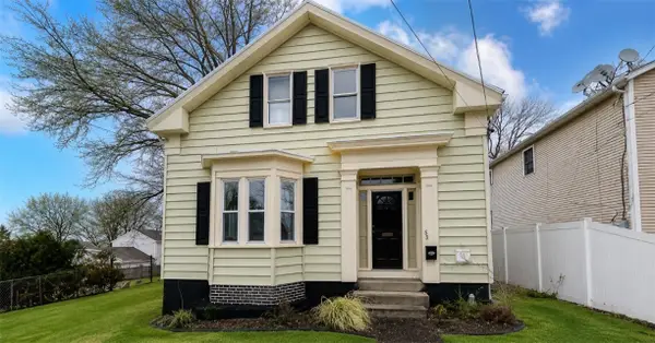 38 Pleasant Street, Providence, RI 02906