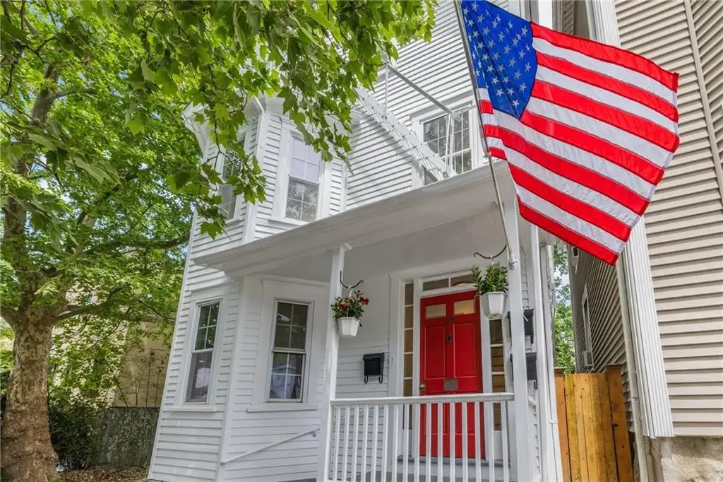 28 Young Street #Unit 3, Newport, RI 02840 - #1